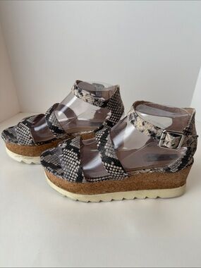 Steve Madden Kirsten Snakeskin Cork Platform Sandals Size 8 Ankle Strap Wedge